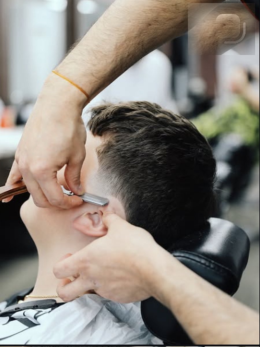 Straight razor hot towel shave at Plaza Barber Shop West Hempstead