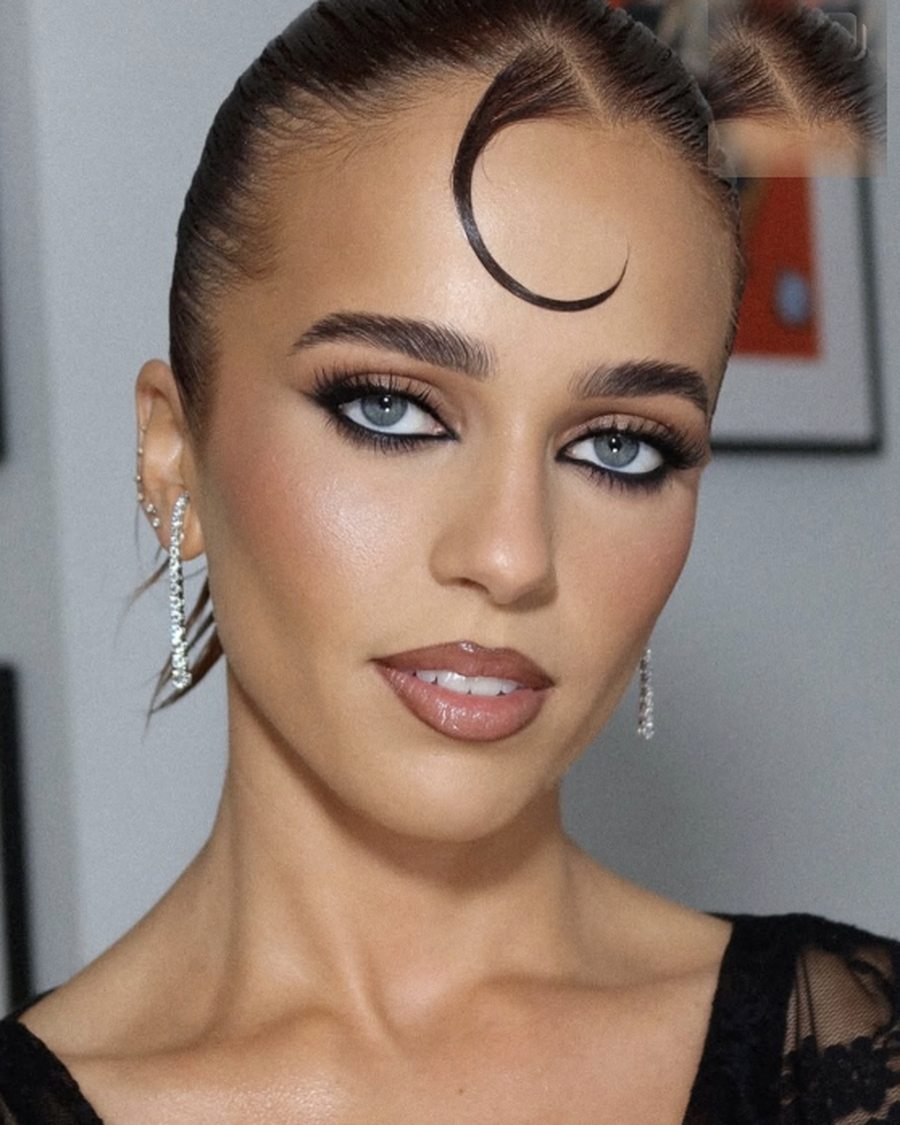 Glamour portrait with sculpted brows by Erin